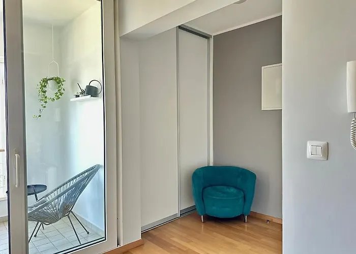Urban Aparment